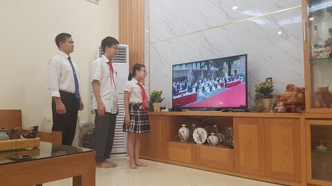 Ngày khai giảng online không quên