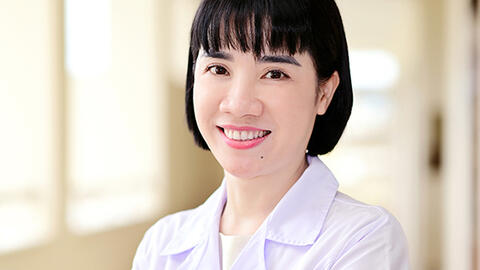 Nhà khoa học Huế đam mê nghiên cứu dược chất thiên nhiên ứng dụng để chăm sóc sức khỏe con người