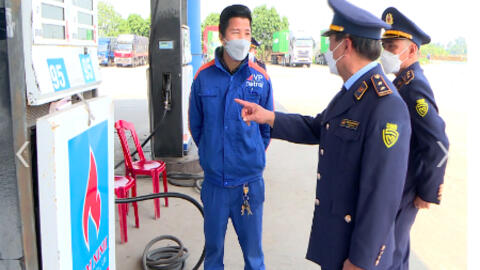 Bộ Công thương tiếp tục yêu cầu xử nghiêm doanh nghiệp ngừng, không bán xăng dầu