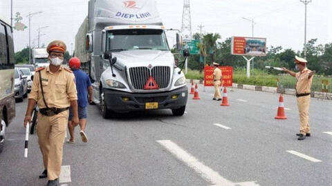 Bộ GTVT yêu cầu bãi bỏ quy định gây cản trở lưu thông hàng hóa
