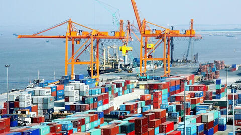 Cả nước nhập siêu 2,45 tỷ USD từ đầu năm