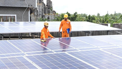 EVN phải mua thêm điện từ Lào trước nguy cơ thiếu điện
