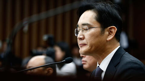 "Thái tử Samsung" bị kết án 2,5 năm tù