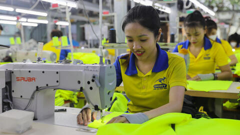 Đề xuất tăng lương tối thiểu vùng thêm 6% từ ngày 1/7