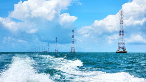 Vận hành đường dây 220 kV vượt biển dài nhất Đông Nam Á đưa điện ra đảo Phú Quốc