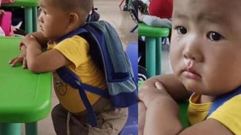 Ngày đầu tiên đi học, cậu bé rưng rưng nước mắt, lại còn có "mưu đồ" khiến bố mẹ không thể nhịn cười