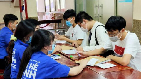 Điểm chuẩn đại học 2020 tăng vọt vì lý do gì?