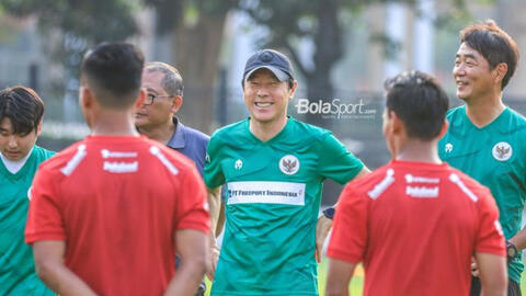 Bóng đá Indonesia có nước đi táo bạo, HLV Shin Tae-yong bỏ ĐTQG để lo cho… U23
