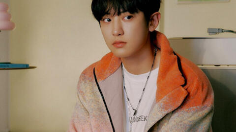 Chanyeol đến Hà Nội sau 3 năm, fans dặn dò: Thưởng thức thật nhiều món ngon ở Việt Nam nha