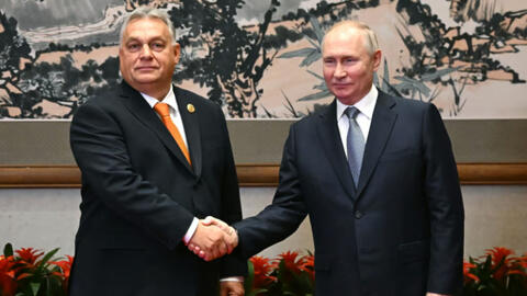 Thủ tướng Hungary bảo vệ "cái bắt tay" với ông Putin ở thượng đỉnh EU: Phương Tây sôi sục
