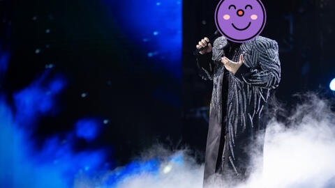 Nể 1 nam ca sĩ: hôm trước diễn show 30 bài ở Hà Nội, hôm sau "đọ giọng" với dàn Diva ở TP.HCM!