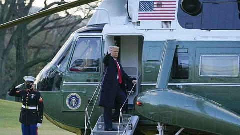 Sau một tuần mãn nhiệm, sóng gió vẫn bủa vây ông Trump