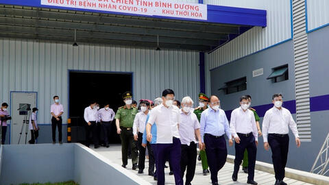 Bình Dương: Chủ tịch nước đề nghị đẩy nhanh tiến độ để vận hành bệnh viện dã chiến 5.000 giường