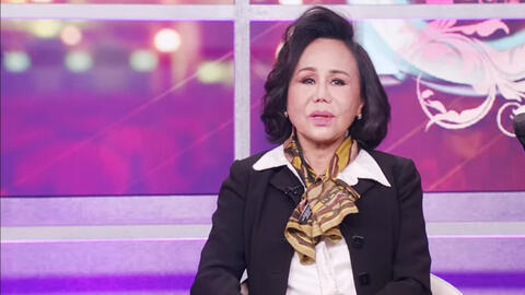 Bị nói “già rồi nghỉ hát đi”, danh ca Thanh Tuyền lên tiếng