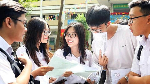 Tổ chức kỳ thi tốt nghiệp THPT lúc này: Mất mát có thể sẽ rất nhiều!