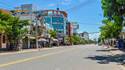 Một bác sỹ dương tính COVID-19, Phan Thiết giãn cách xã hội toàn thành phố