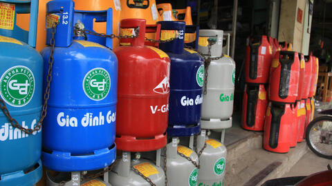 Giá gas giảm mạnh ngày đầu tháng 4