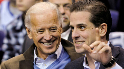 Việc Hunter bị điều tra giao dịch làm ăn với Trung Quốc có thể gây rắc rối cho Joe Biden