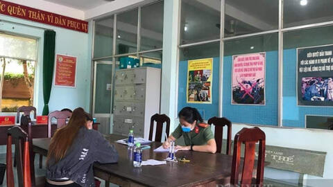 Người bán rau bị xử phạt 5 triệu đồng vì lên facebook chửi người thi hành công vụ