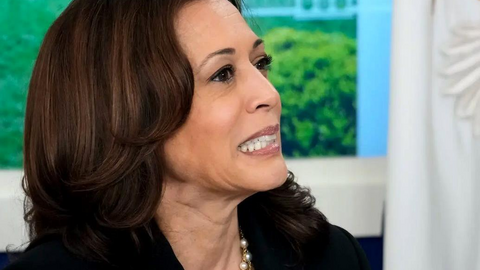 Tỷ lệ ủng hộ Phó tổng thống Mỹ Kamala Harris thấp kỷ lục