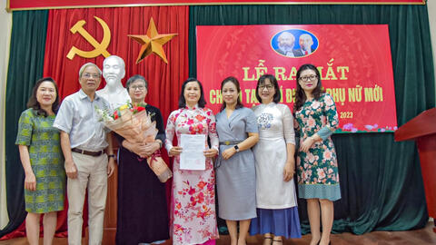 Ra mắt Chi bộ Tạp chí Điện tử Phụ nữ Mới