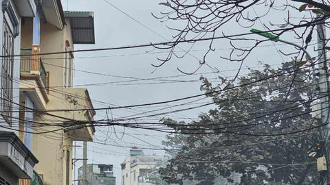 Hà Nội: Cháy nhà gần chợ Nhổn khiến nhiều người hoảng hốt
