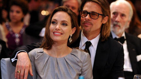 Con trai làm chứng Brad Pitt bạo hành Angelina Jolie