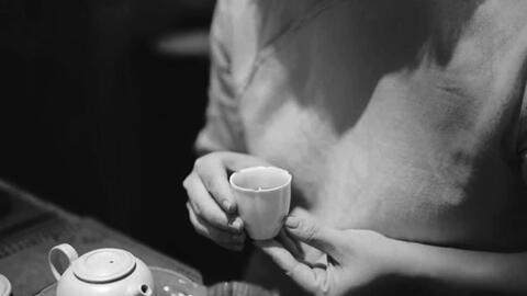 Trà hoa với người Hà Nội