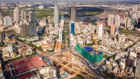 Lộ trình mở cửa kinh tế của các tỉnh tâm dịch phía Nam
