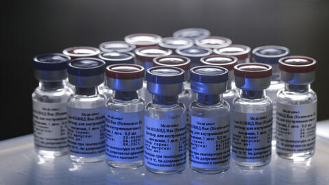 Mỹ cảm thấy nghi ngờ về vaccine ngừa Covid do Nga sản xuất