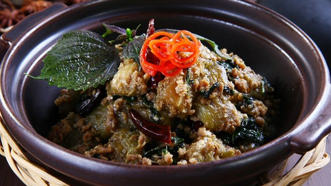 Món ngon mỗi ngày: Cà tím kho nấm thịt băm