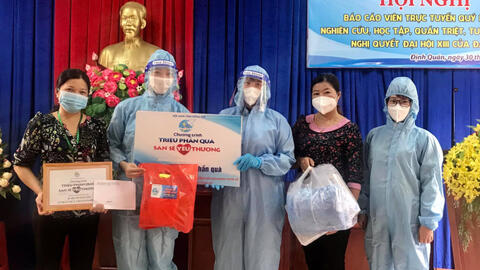 Những đóng góp của phụ nữ trong cuộc chiến chống đại dịch COVID-19