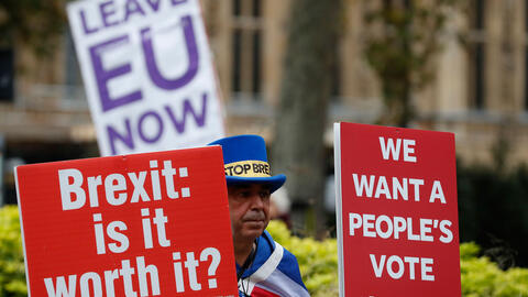 Kinh tế Anh rơi vào suy thoái vì Brexit