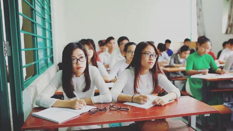 Bộ GD&ĐT lấy ý kiến dư luận về việc hỗ trợ sinh viên sư phạm 3,63 triệu đồng/tháng