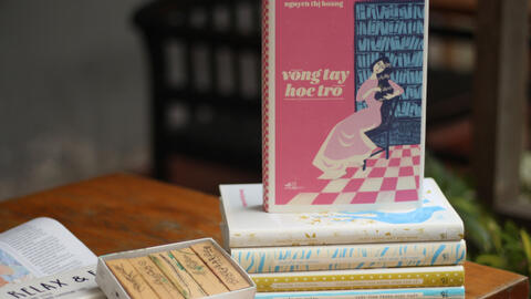 Tọa đàm "Gặp gỡ nhà văn Nguyễn Thị Hoàng nhân dịp tái bản vòng tay học trò và 4 cuốn tiểu thuyết khác"