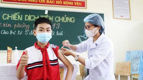 Phụ huynh cần xử lý như thế nào với những phản ứng sau tiêm vaccine COVID-19 cho trẻ 5 - dưới 12