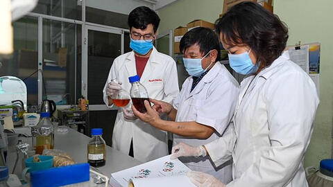 Việt Nam chuẩn bị thử nghiệm thuốc trị COVID-19