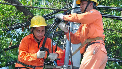 Hoá đơn điện tháng 6 lại tăng cao đột biến