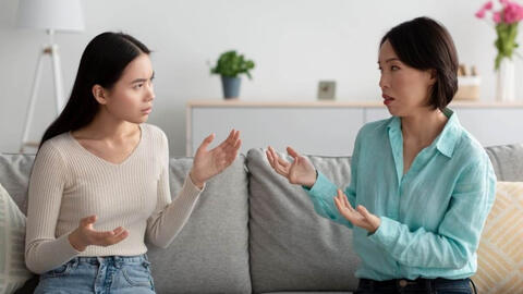 Mừng cưới chị chồng 2 chỉ vàng, tôi bị cả làng xì xào keo kiệt