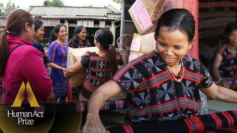 Lên bản làng nơi vùng cao xứ Huế, gửi từng sợi chỉ lưu giữ báu vật của người Tà Ôi