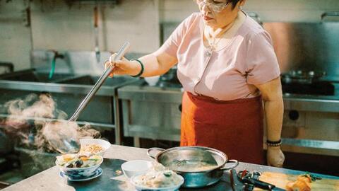 Bếp ngày Tết