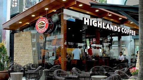 Highlands Coffee – chuỗi F&B của tỷ phú Philippines làm ăn ra sao trên đất Việt?