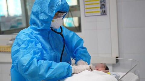 Chuyên gia hướng dẫn điều trị trẻ nhiễm COVID-19 tại nhà