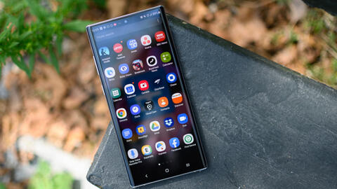 Sau Galaxy S10, Note 10 cũng bị Samsung cảnh báo không nên dán bảo vệ màn hình