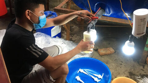 Triệt phá cơ sở sản xuất dầu gội, sữa tắm, nước giặt bằng 'công nghệ thùng phuy' ở Thanh Hóa