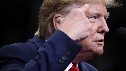 Chính trường Mỹ xoay chuyển sau các phiên điều trần luận tội Tổng thống Trump