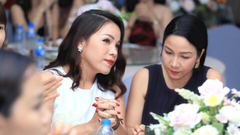 Đàn bà “Không thể gục ngã” mà còn phải đẹp