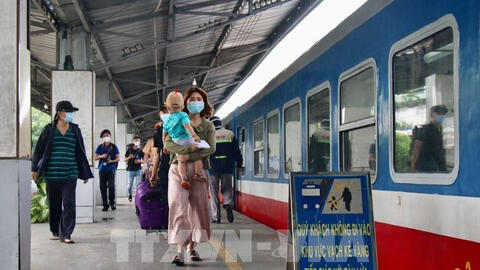Tàu hỏa chạy thí điểm từ ngày 13/10, bắt đầu bán vé vào lúc 8h hôm nay