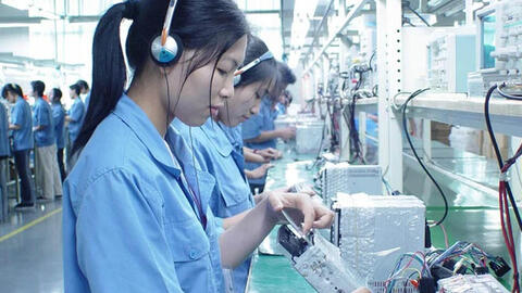 4 nhóm chính sách trong dự thảo Luật Việc làm (sửa đổi) có nhiều tác động tới lao động nữ