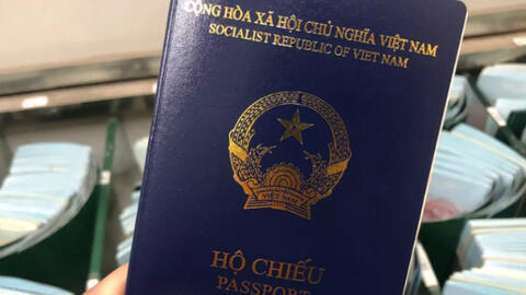 Hộ chiếu mẫu cũ có được sử dụng sau ngày 1/7/2022?